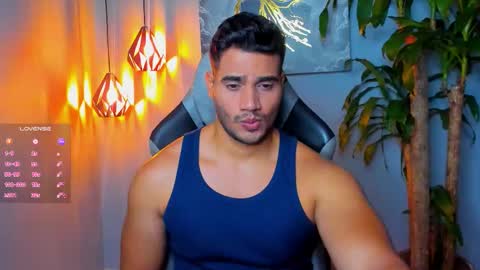 Snapshot of andresfiit chatting on October 17, 2:37 am Andres online show from October 17, 2:37 am