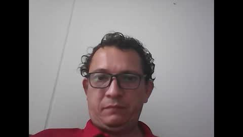 Snapshot of andresfloga chatting on November 7, 11:32 am andresfloga online show from November 7, 11:32 am