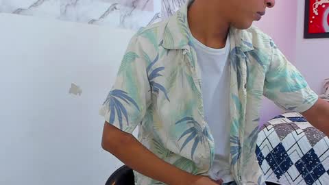 Snapshot of andressdean chatting on December 2, 7:49 pm Andres Dean online show from December 2, 7:49 pm