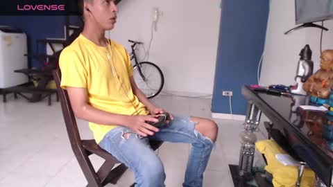 Snapshot of andressdean chatting on January 16, 5:55 pm Andres Dean online show from January 16, 5:55 pm