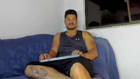 Andres online show from March 25, 7:36 am