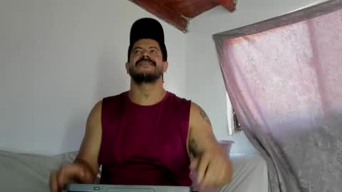 Andres online show from April 12, 3:28 pm