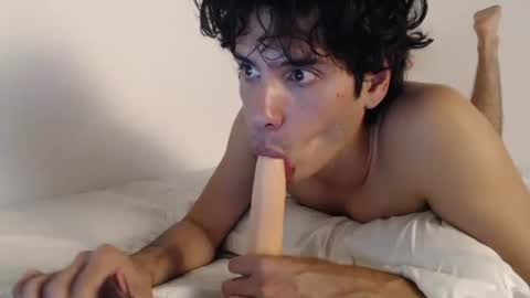 Andres Torres online show from February 25, 4:21 pm