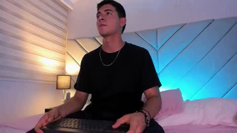 Snapshot of andrew_colleman1 chatting on October 29, 6:59 am Colleman online show from October 29, 6:59 am