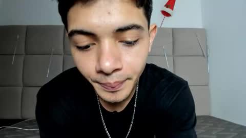 Snapshot of andrew_colleman1 chatting on December 14, 3:45 am Colleman online show from December 14, 3:45 am