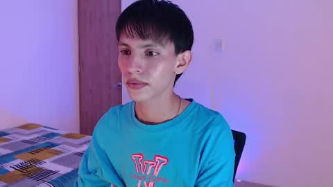 Andrew Courtz online show from April 4, 7:55 pm