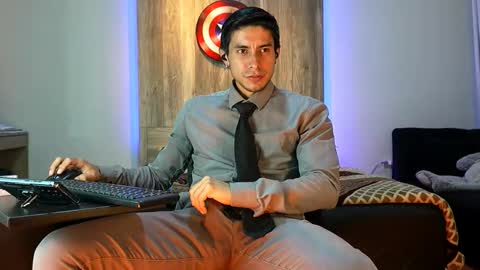 Snapshot of andrew_elliot chatting on September 26, 6:28 am Andrew online show from September 26, 6:28 am