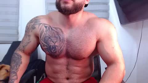 andrew_holden__ online show from February 10, 12:04 am