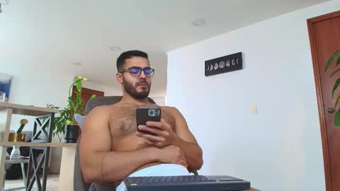 ANDREW WEST online show from October 15, 1:55 pm