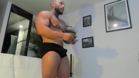 Snapshot of andrewjohnson0 chatting on December 25, 5:48 am Andrew Johnson online show from December 25, 5:48 am