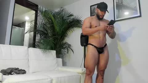 Snapshot of andrewjohnson0 chatting on January 18, 7:04 pm Andrew Johnson online show from January 18, 7:04 pm