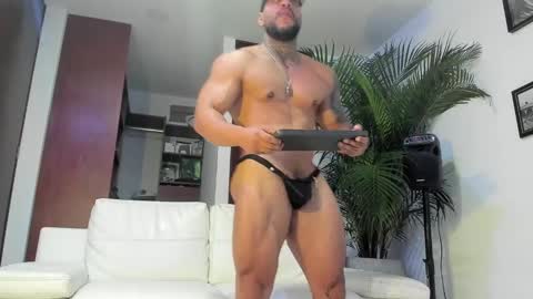 Snapshot of andrewjohnson0 chatting on January 25, 2:04 am Andrew Johnson online show from January 25, 2:04 am