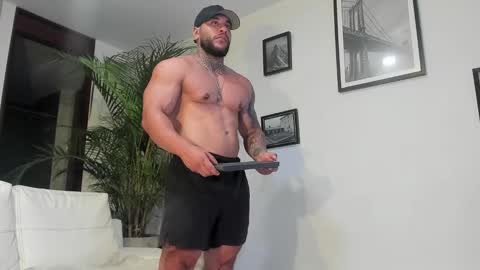 Snapshot of andrewjohnson0 chatting on February 11, 2:03 am Andrew Johnson online show from February 11, 2:03 am
