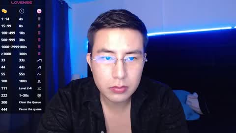 andrewmhilton_ online show from January 31, 2:48 am