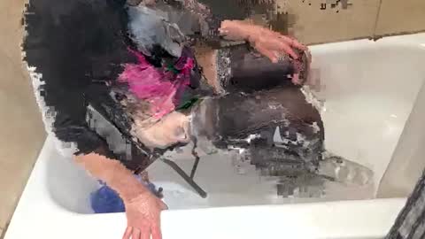 Snapshot of andrewo42601 chatting on November 5, 1:05 am andrewo42601 online show from November 5, 1:05 am