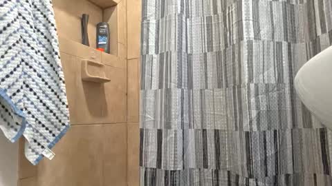 Snapshot of andrewo42601 chatting on November 12, 10:09 pm andrewo42601 online show from November 12, 10:09 pm