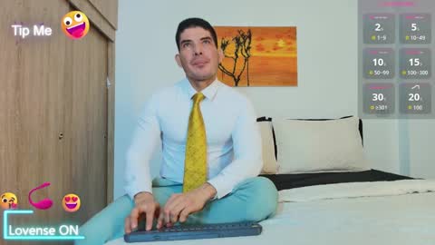 andrewstelee online show from September 20, 4:46 am