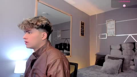      online show from February 8, 1:22 pm