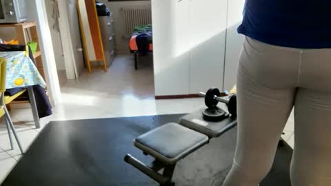 Snapshot of androx77 chatting on October 19, 8:26 am androx77 online show from October 19, 8:26 am