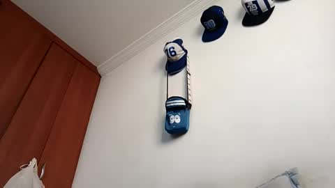 Snapshot of andsexbi69 chatting on November 11, 11:54 am andsexbi69 online show from November 11, 11:54 am