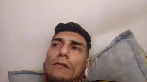 Snapshot of andsexbi69 chatting on November 17, 12:11 pm andsexbi69 online show from November 17, 12:11 pm