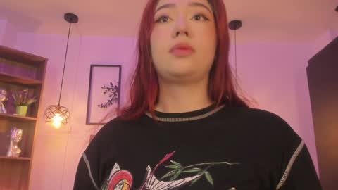 Snapshot of andy_and_emma chatting on December 24, 12:44 pm andy_and_emma online show from December 24, 12:44 pm