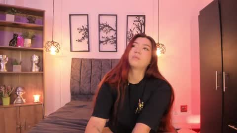 Snapshot of andy_and_emma chatting on February 16, 3:48 pm andy_and_emma online show from February 16, 3:48 pm