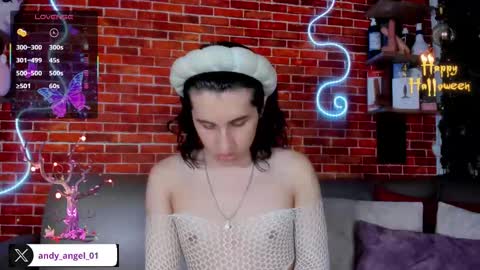 Snapshot of andy_angel1 chatting on October 6, 9:07 am andy angel online show from October 6, 9:07 am