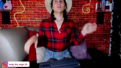 Snapshot of andy_angel1 chatting on October 8, 12:03 pm andy angel online show from October 8, 12:03 pm