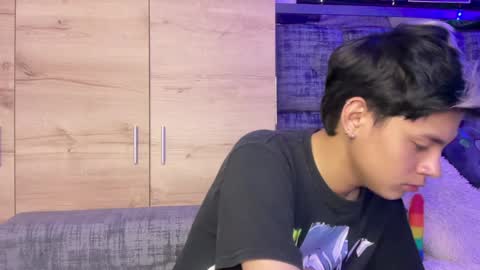 Snapshot of andy_belier chatting on December 5, 3:28 pm Andy online show from December 5, 3:28 pm