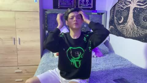 Snapshot of andy_belier chatting on February 3, 5:35 pm Andy online show from February 3, 5:35 pm