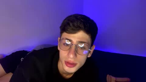 andy_collins__ online show from February 28, 3:15 am