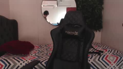 andy_dan1 online show from December 4, 12:14 pm