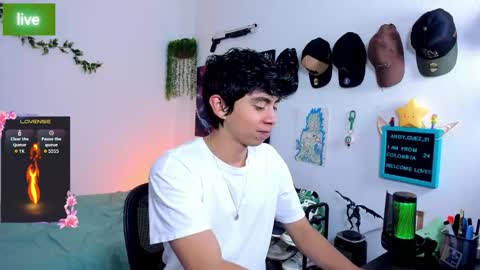 Snapshot of andy_guez_11 chatting on September 20, 10:05 am andy_guez_11 online show from September 20, 10:05 am
