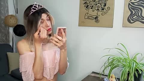 Snapshot of andy_vander chatting on October 23, 2:33 am Andy van der Rose online show from October 23, 2:33 am