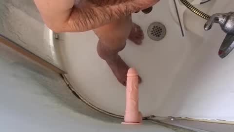 Snapshot of andybadass chatting on February 14, 4:20 pm andybadass online show from February 14, 4:20 pm