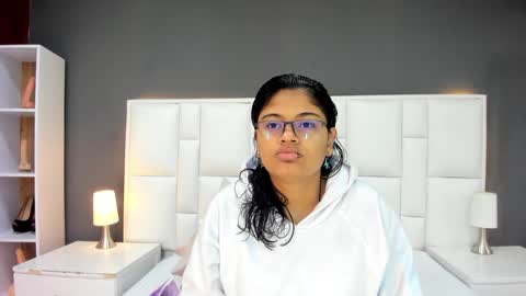 Snapshot of andyel2017 chatting on December 13, 11:45 am Andy D online show from December 13, 11:45 am