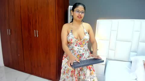 Snapshot of andyel2017 chatting on January 17, 7:16 pm Andy D online show from January 17, 7:16 pm