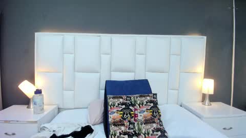 Snapshot of andyel2017 chatting on September 17, 12:07 pm Andy D online show from September 17, 12:07 pm