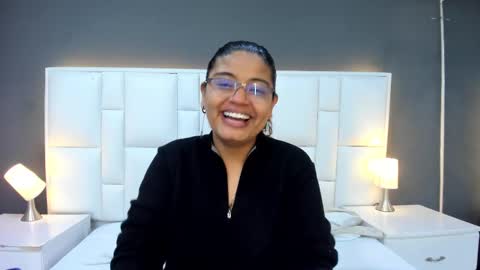 Snapshot of andyel2017 chatting on October 1, 6:58 pm Andy D online show from October 1, 6:58 pm