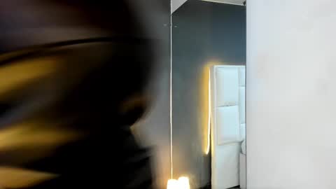 Snapshot of andyel2017 chatting on November 14, 6:17 pm Andy D online show from November 14, 6:17 pm