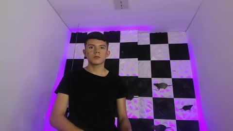 andyfame11 online show from October 16, 7:04 pm