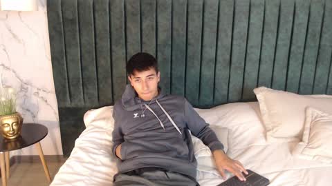 Andy Joy  online show from January 12, 11:50 am