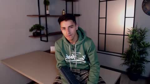 Andy Joy  online show from February 5, 10:51 am