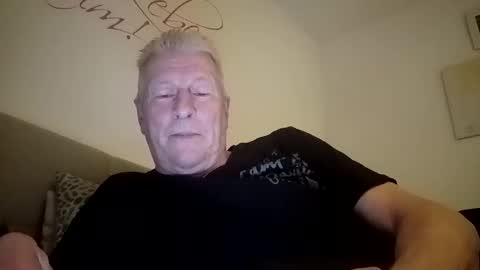 andyk1704 online show from January 23, 3:11 pm