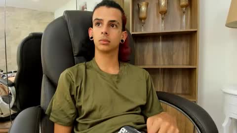 andyxibrat online show from February 13, 11:45 pm