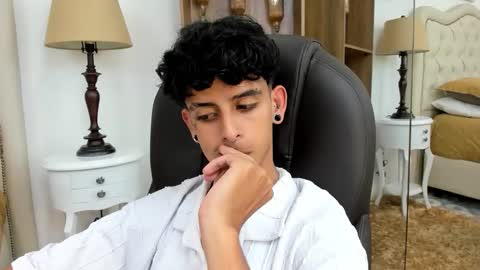 andyxibrat online show from March 9, 6:45 pm