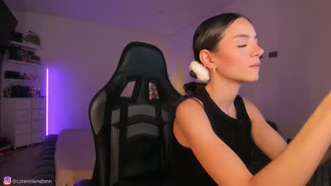      online show from January 7, 3:09 am