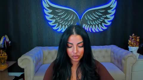 Anne online show from October 22, 4:40 pm