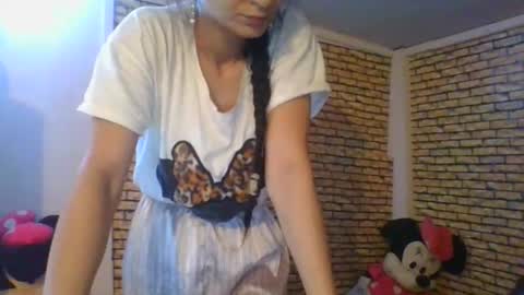 andr33a online show from November 30, 12:31 pm